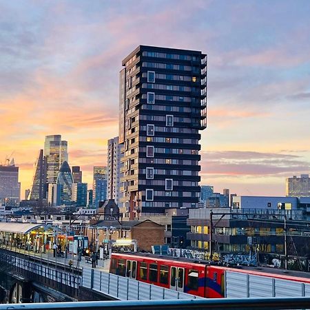 City View Sunset Luxurious Apartment In London Zone-1 Including One Family Twin Room With Its Own Stunning Private Terrace エクステリア 写真