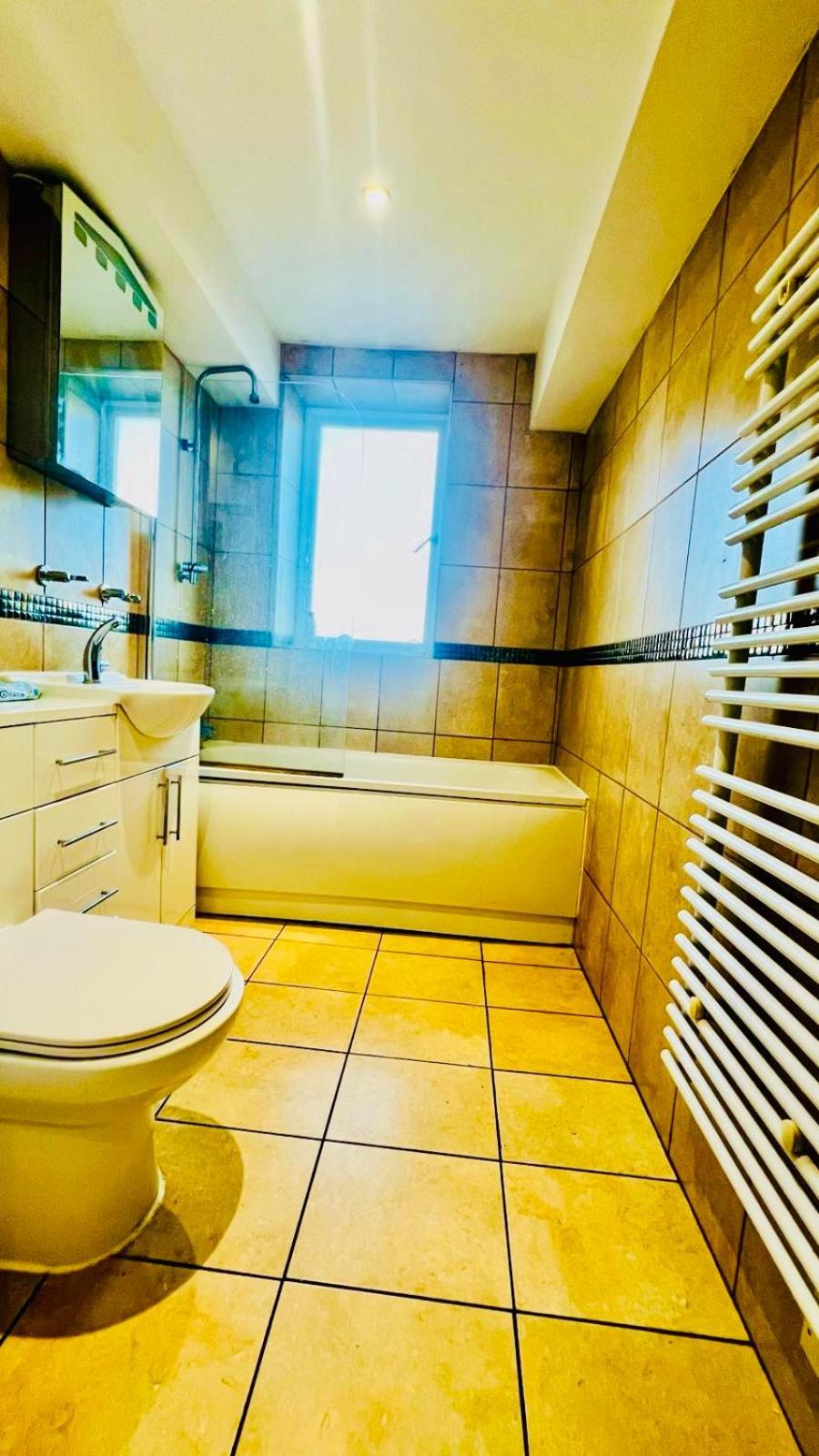 City View Sunset Luxurious Apartment In London Zone-1 Including One Family Twin Room With Its Own Stunning Private Terrace エクステリア 写真