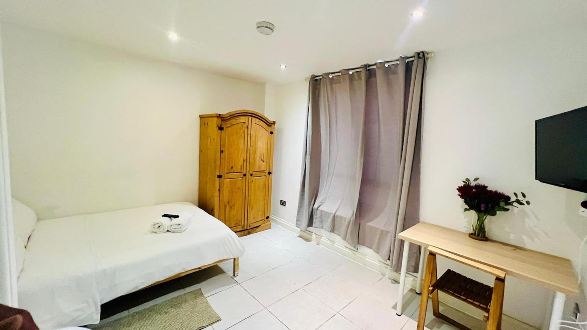City View Sunset Luxurious Apartment In London Zone-1 Including One Family Twin Room With Its Own Stunning Private Terrace エクステリア 写真